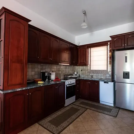 τα ανετα διαμμερισματα του λεκα * Zacharo