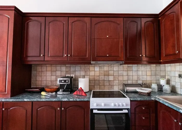 τα ανετα διαμμερισματα του λεκα *