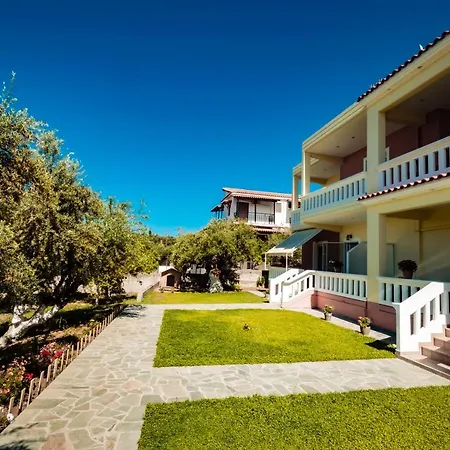 τα ανετα διαμμερισματα του λεκα Apartman *